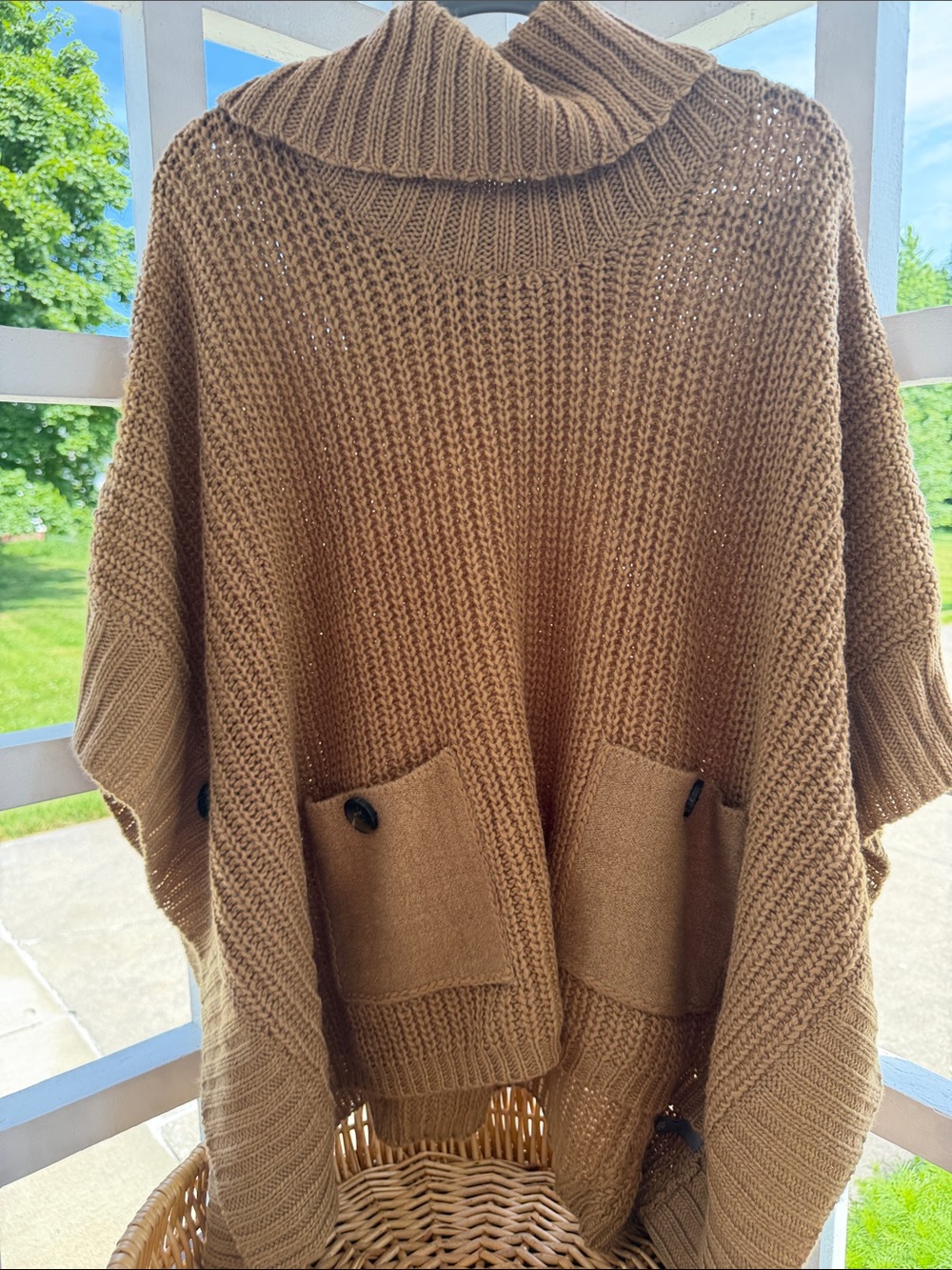NWT Newman Marcus Oversized Knit Sweater Poncho